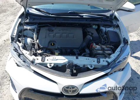 2017 Toyota Corolla Se z USA, uszkodzony, nr VIN 5YFBURHE3HP737776